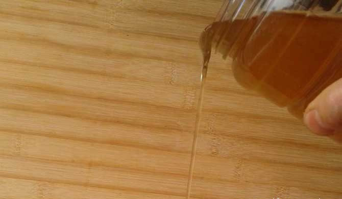 蜂蜜洗脸祛痘的正确方法