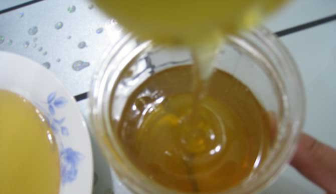 蜂蜜洗脸有什么好处和坏处?