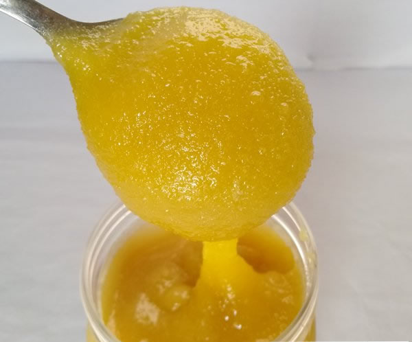 真正的土蜂蜜是这样来的