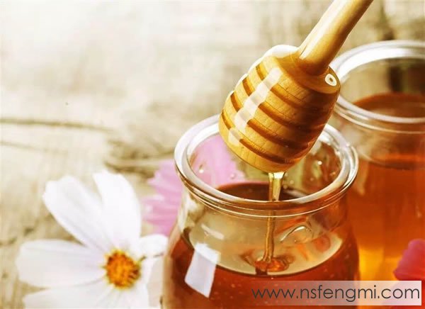 蜂蜜的十种养生保健食疗方法